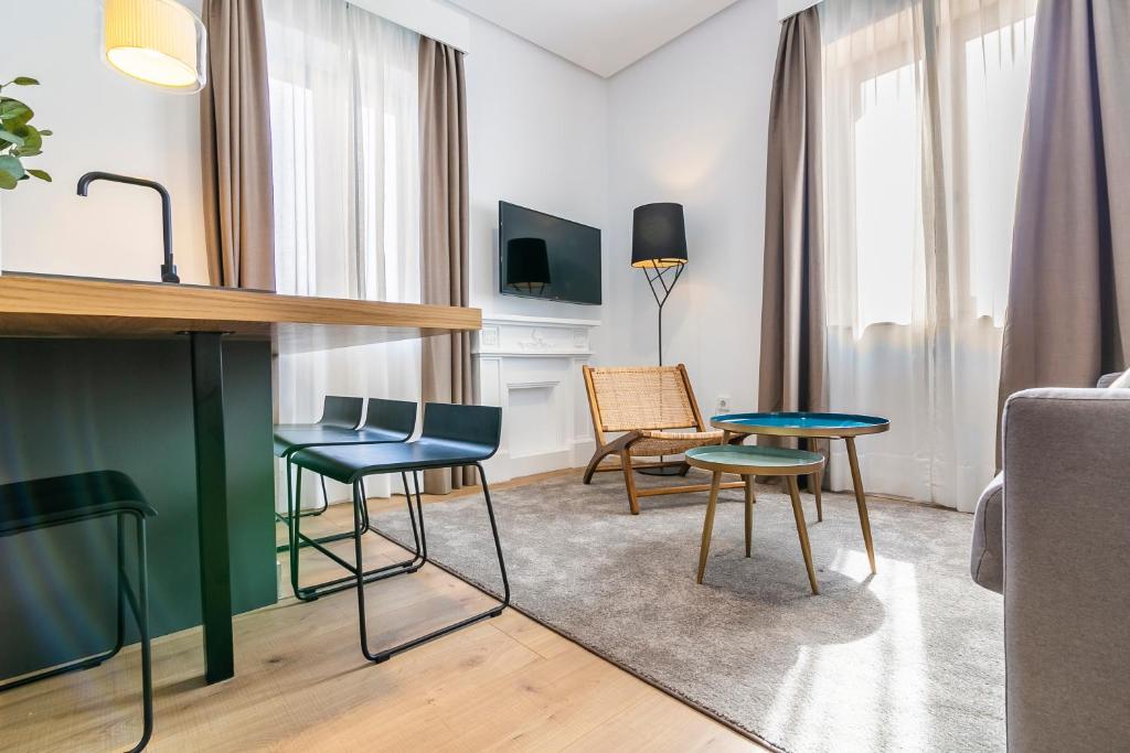 Aquitania Home Suites - Resim 41