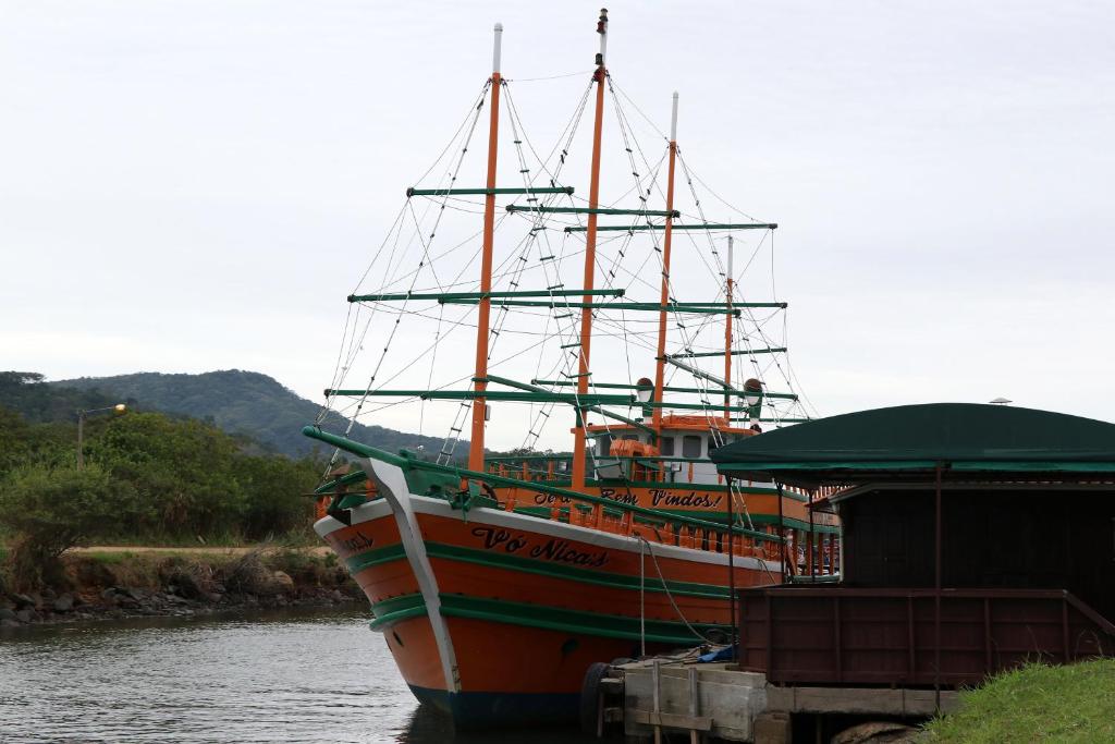 Curta Praia de Armação - Casa Girassol