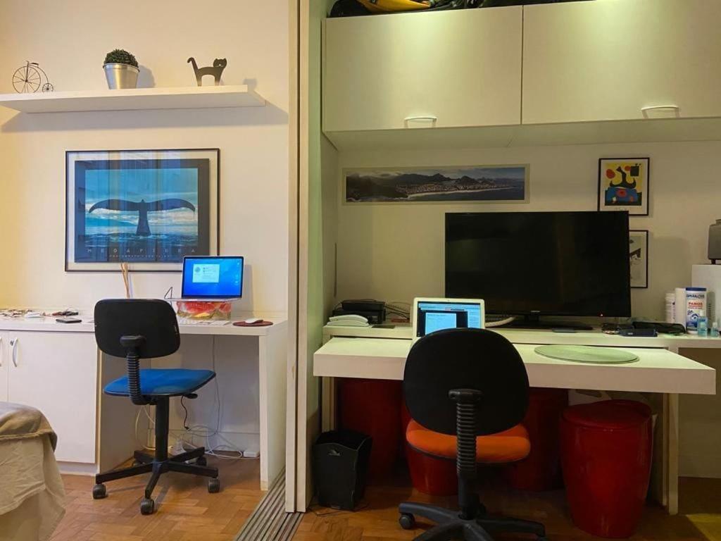  Studio vista lateral mar perto de 3 praias e Wifi 250Mb