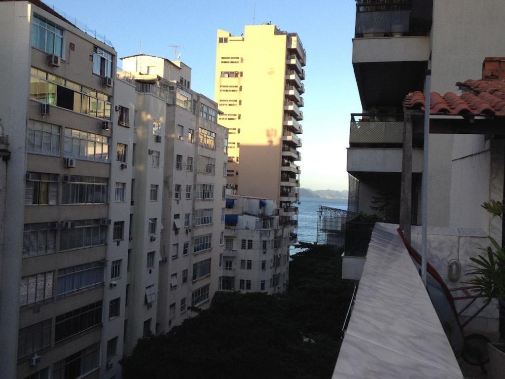  Studio vista lateral mar perto de 3 praias e Wifi 250Mb