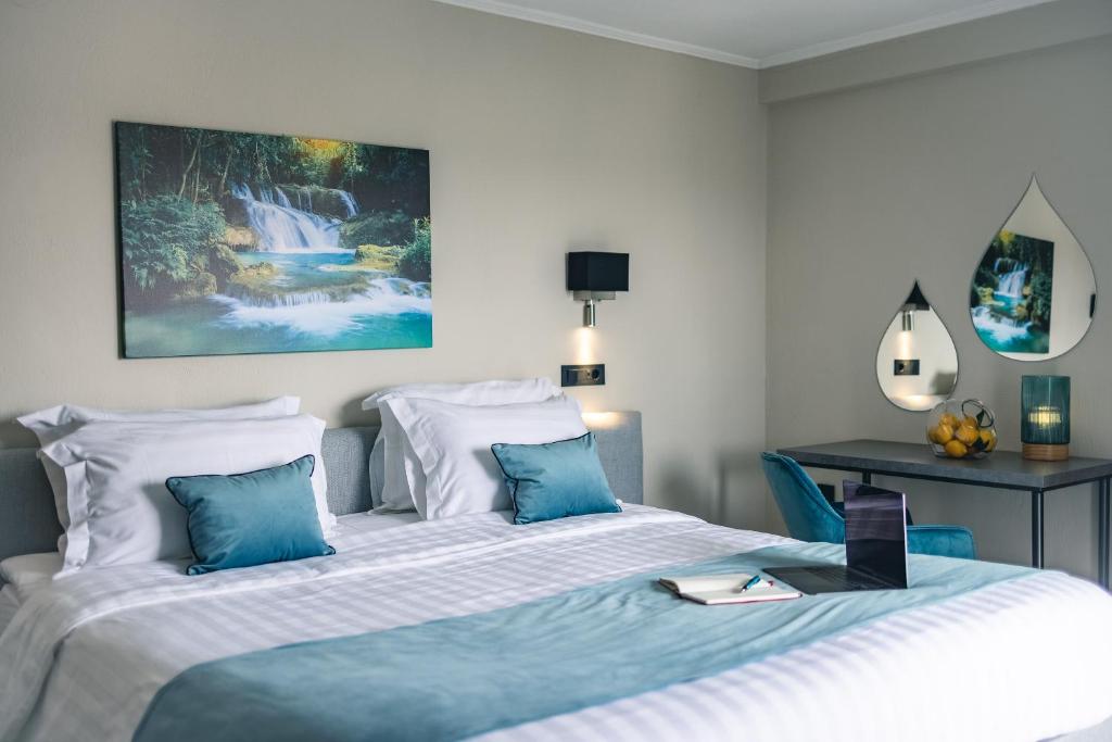 Akti Hotel Ioannina - Standaard Kamer Met Uitzicht Op Het Meer