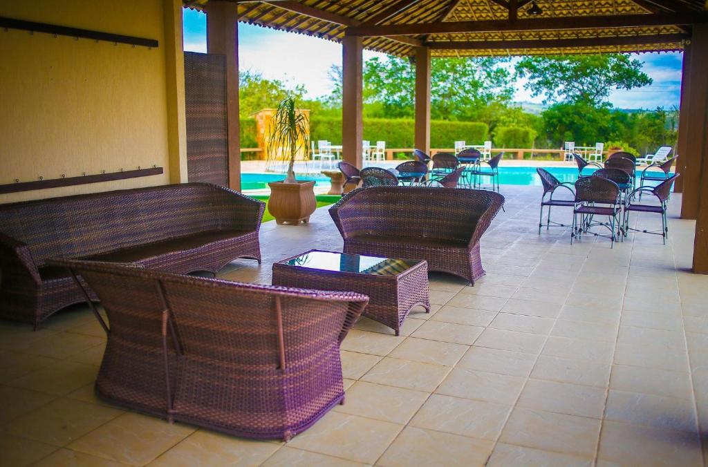  Casa Espaçosa e Aconchegante no Colonial Inn por Carpediem
