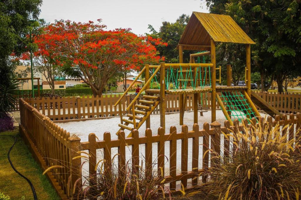  Casa Espaçosa e Aconchegante no Colonial Inn por Carpediem