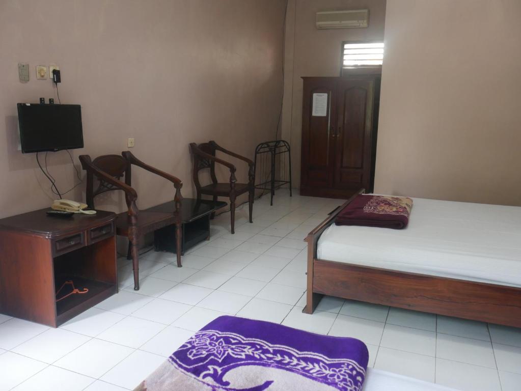 Hotel Garuda Syariah near Alun Alun Banjarnegara - Suíte
