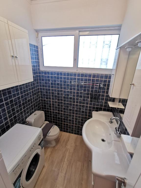 Kúpeľňa v ubytovaní Cassiopeia - Glyfada Apartment