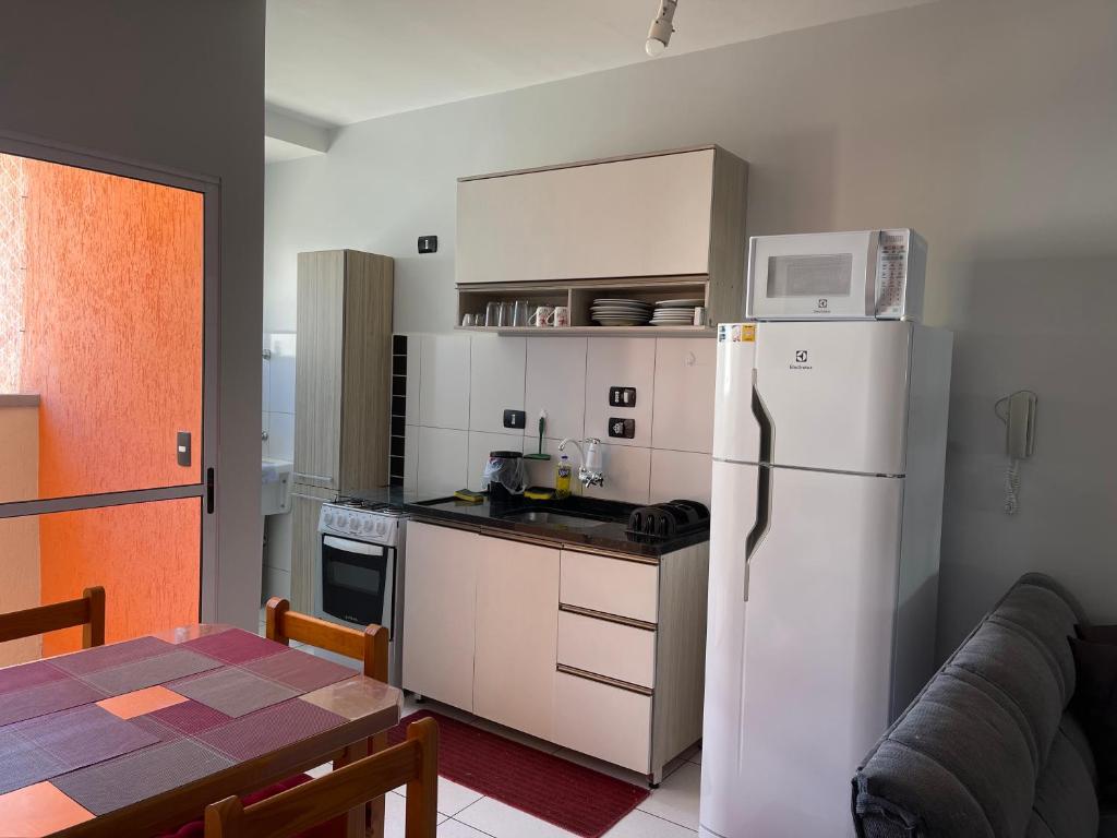  Sol piscina churrasqueira! Vem curtir Ubatuba