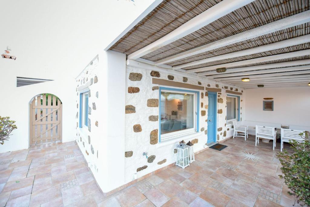 Zdjęcie z galerii obiektu Villa Irina Mykonos w mieście Ftelia