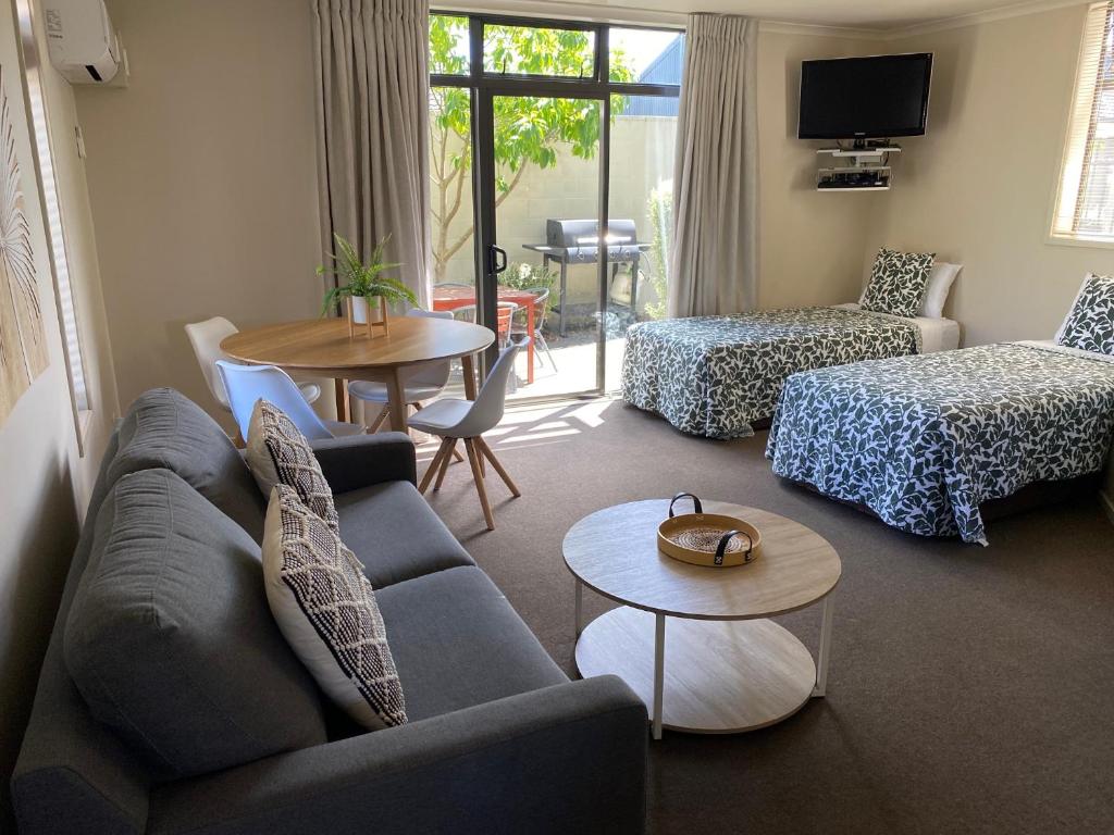 Alpine Lake Motel - Resim 45