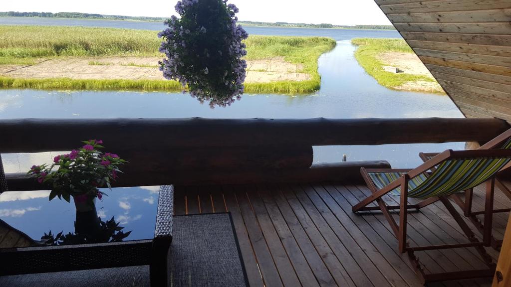 Balkón nebo terasa v ubytování Oksa Puhkemaja