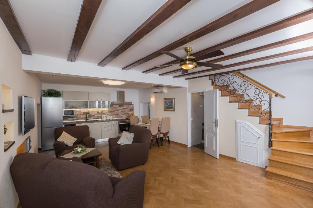 Kuchyňa alebo kuchynka v ubytovaní Apartment Maru Prestige