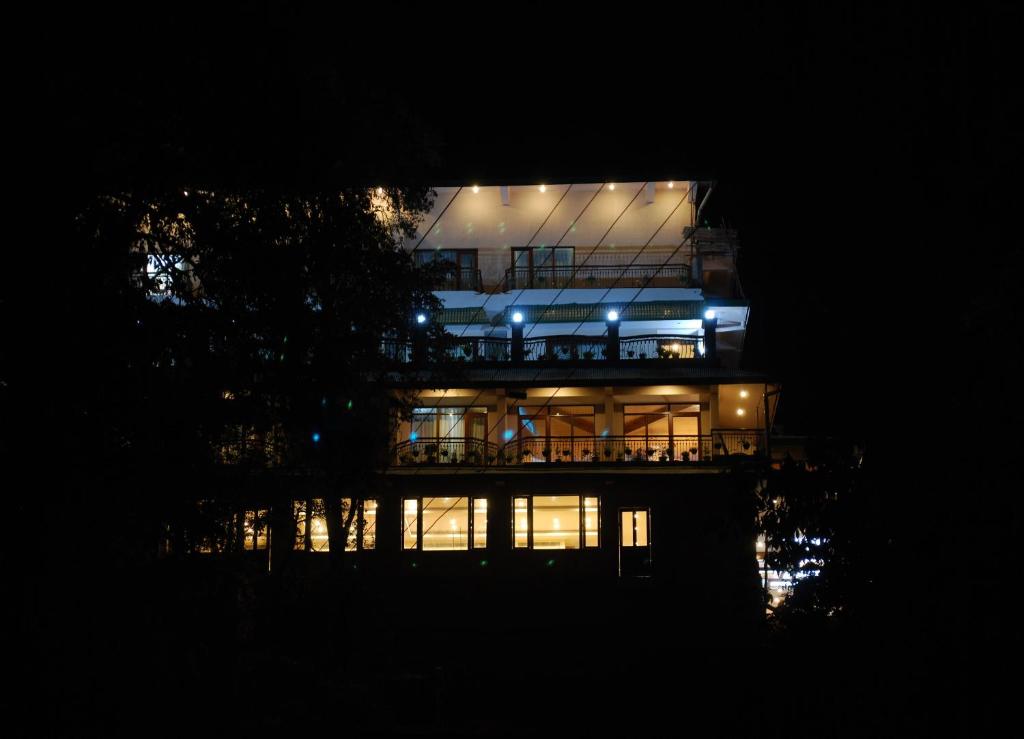 Fotografie z fotogalerie ubytování Madhuban Sarovar Portico Mussoorie v destinaci Mussoorie