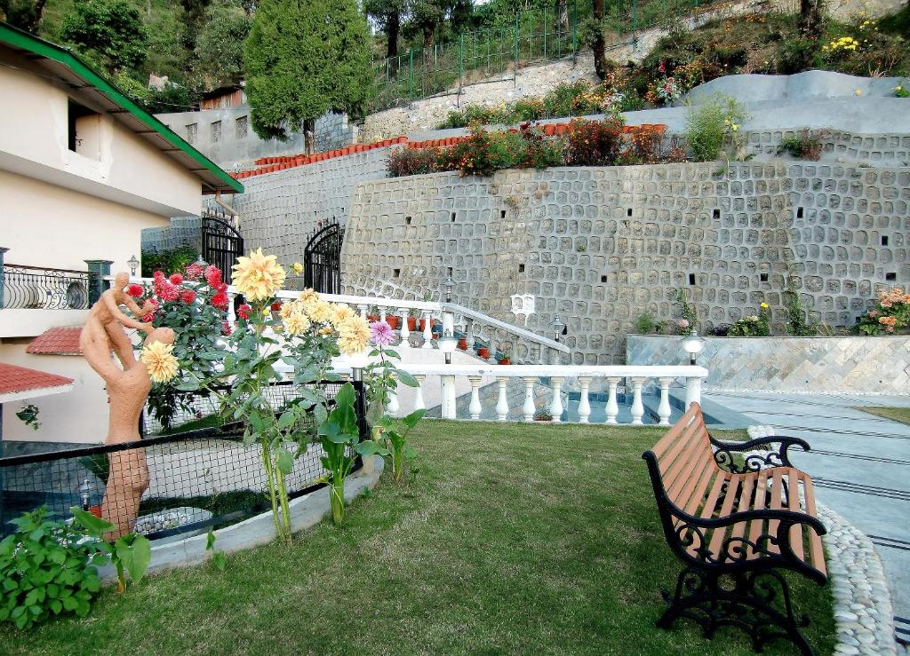 Zahrada ubytování Madhuban Sarovar Portico Mussoorie
