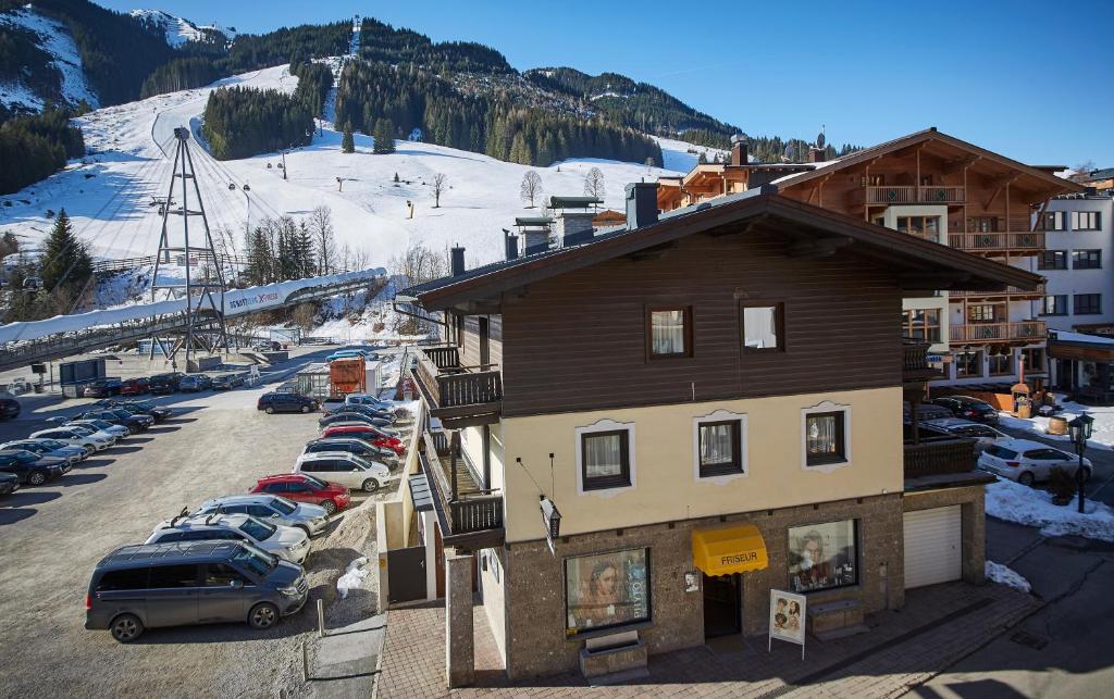 Nespecifikovaný výhled na hory nebo výhled na hory při pohledu z apartmánu