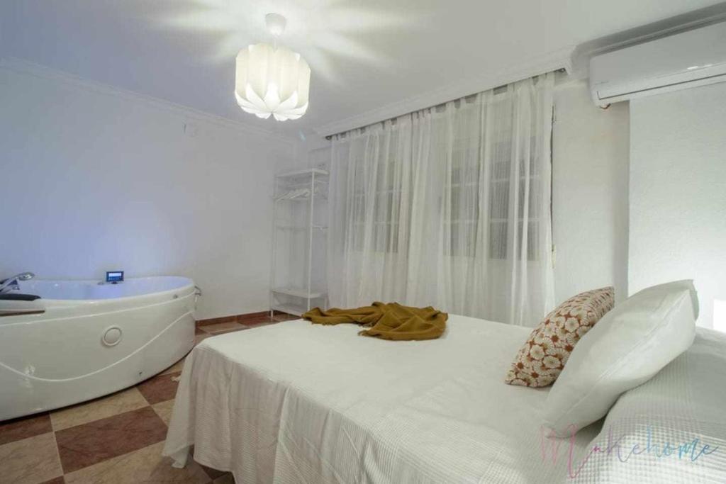 Suite con jacuzzi en el centro vistas y garaje, Huelva ...