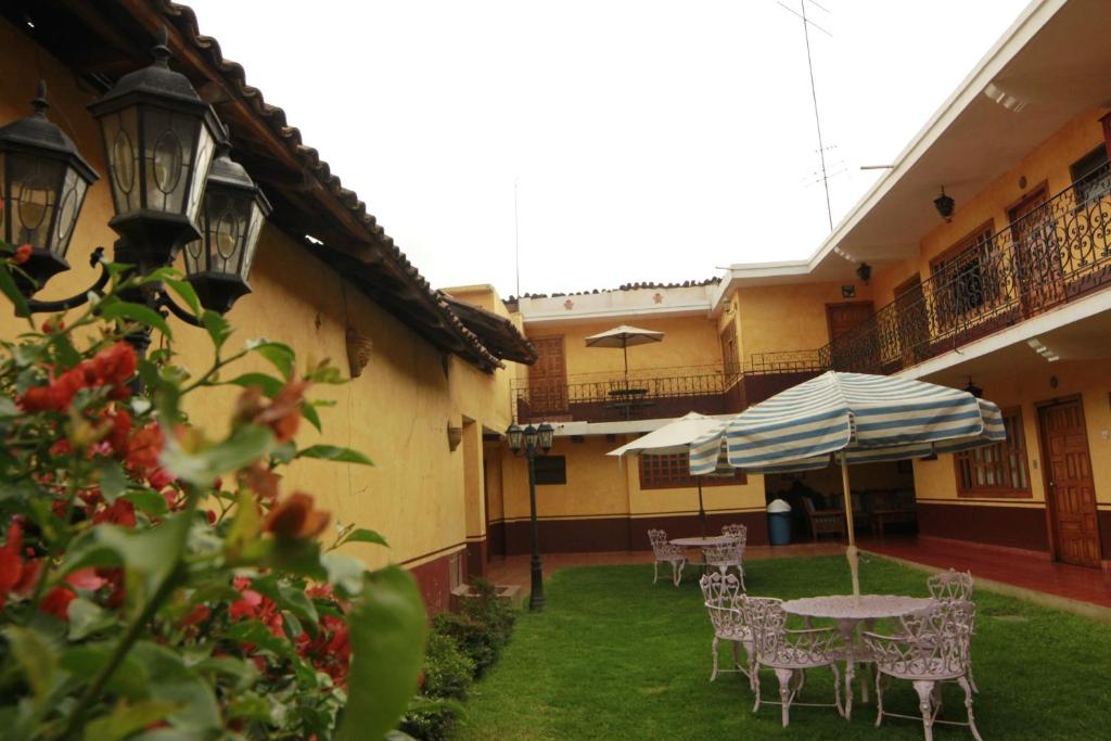 Budova, kde se hotel nachází