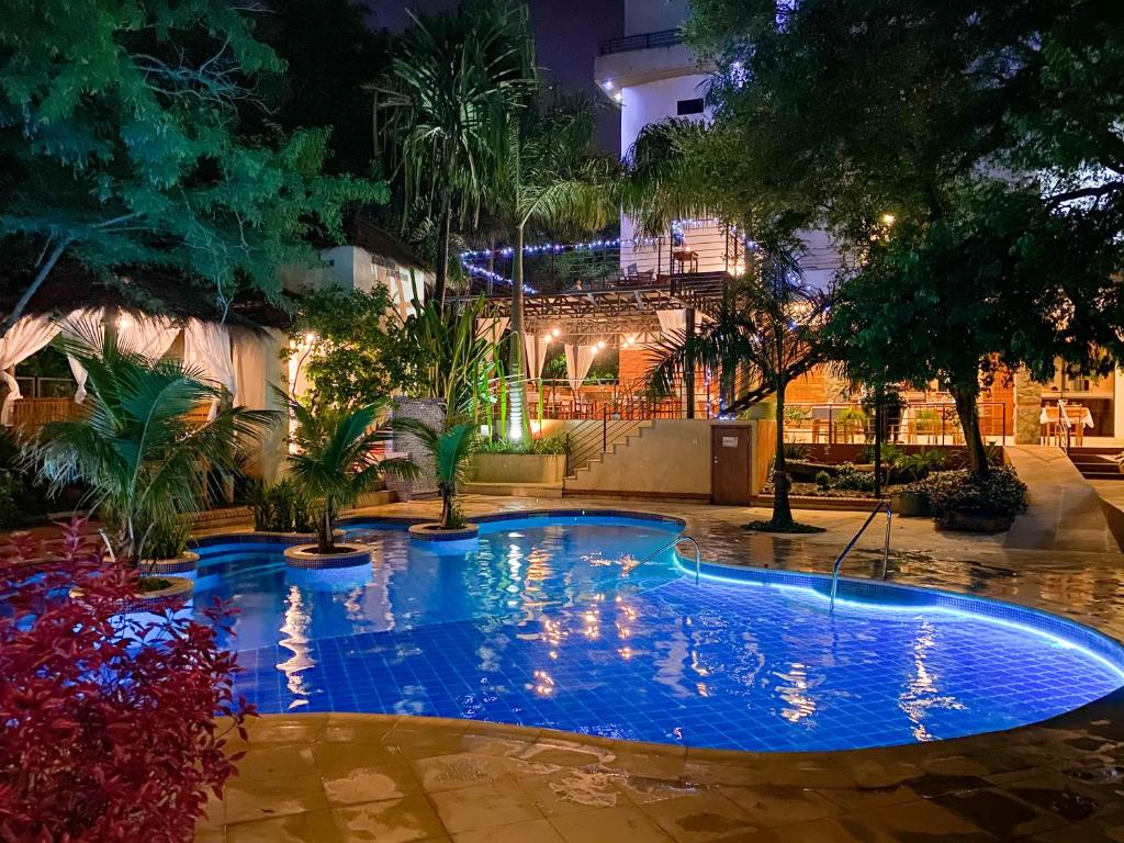 Bazén v ubytování Los Lagos Resort Hotel nebo v jeho okolí