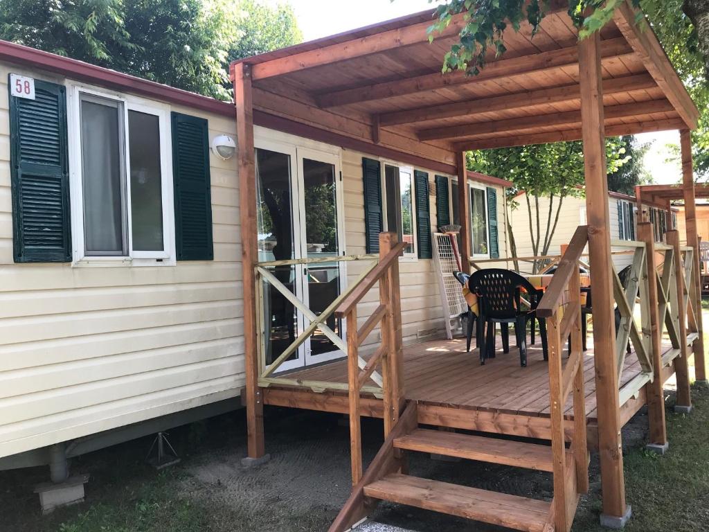 Fotografie z fotogalerie ubytování Camping Royal v destinaci Pettenasco