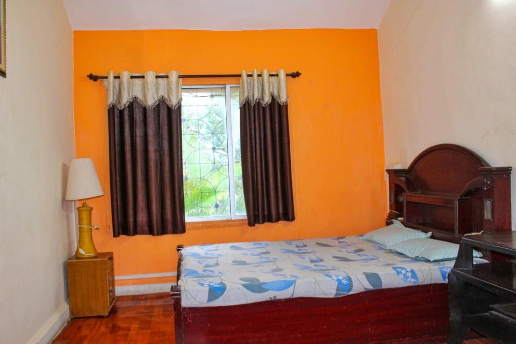 3BHK BathTub Bungalow's With Swimming Pool In Lonavala, Kārli (updated