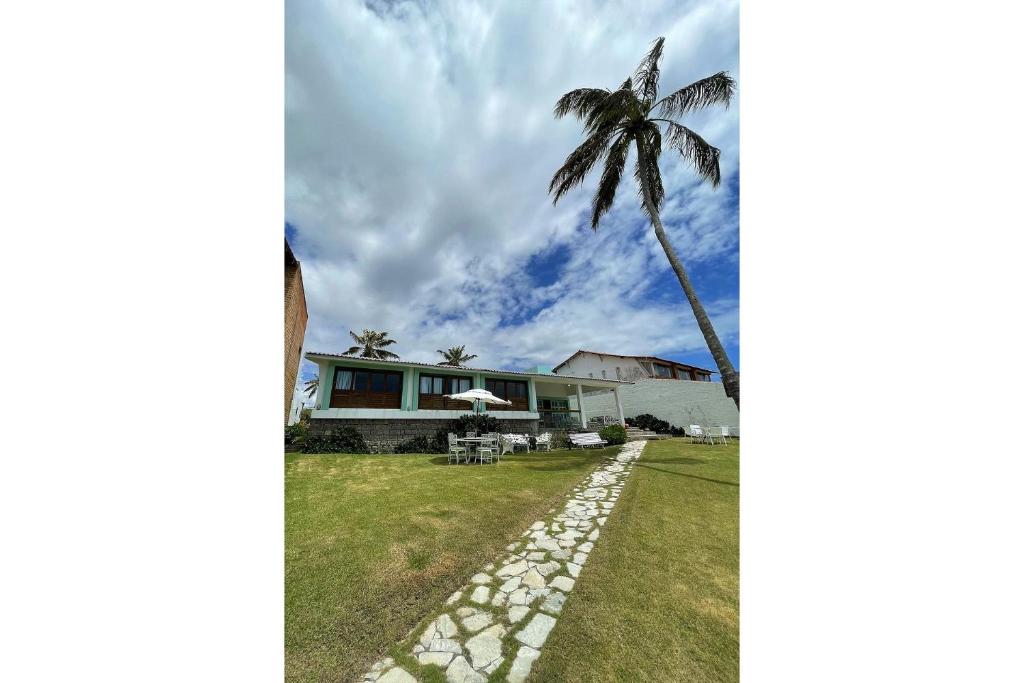  Casa dos Bons Ventos com varanda frente mar por Carpediem