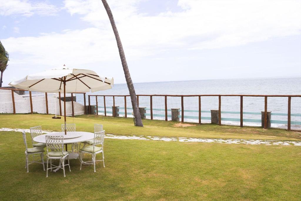  Casa dos Bons Ventos com varanda frente mar por Carpediem