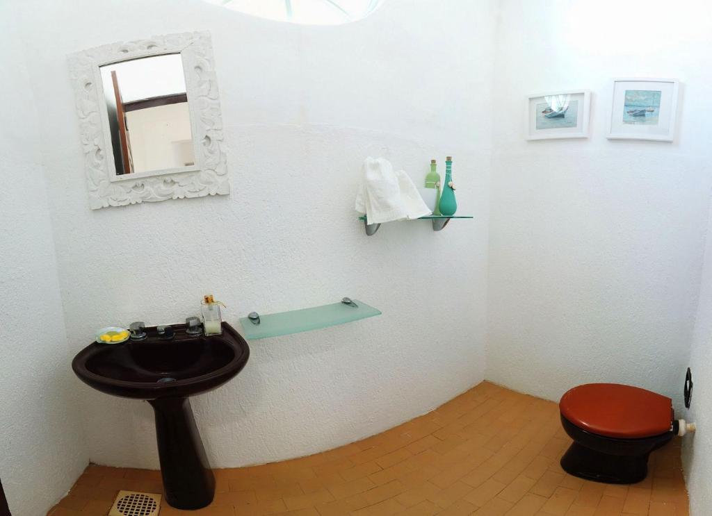  Casa dos Bons Ventos com varanda frente mar por Carpediem