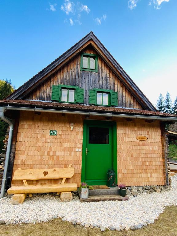 Zirbitz Hütte mit Sauna und Kamin - Three-Bedroom House