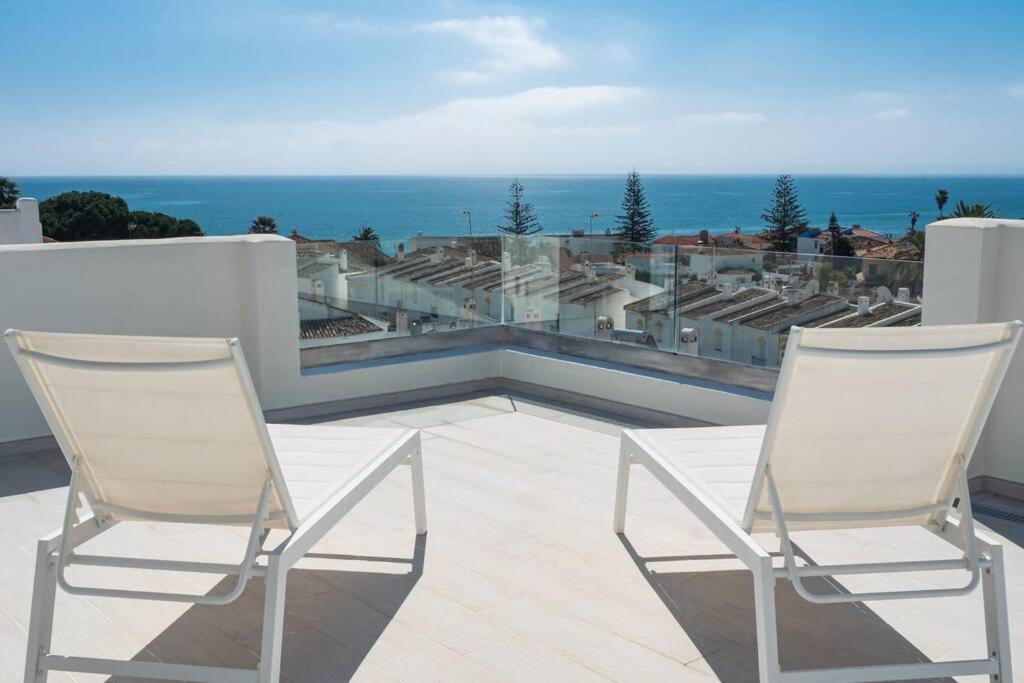 Splendid new Penthouse, top sea views, beach 100m, Estepona ...