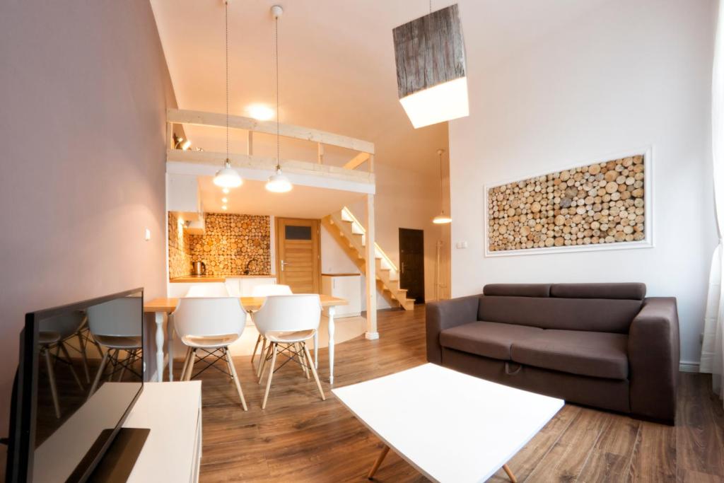 Kasia&Lukasz Apartments tesisinde bir oturma alanı