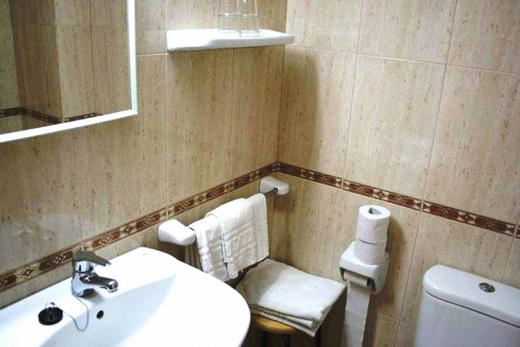 Koupelna v ubytování Hostal Mary - ADULTS ONLY