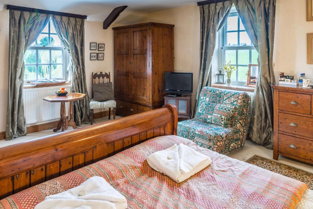 Beeches Farmhouse Country Cottages & Rooms - Deluxe Triple Room