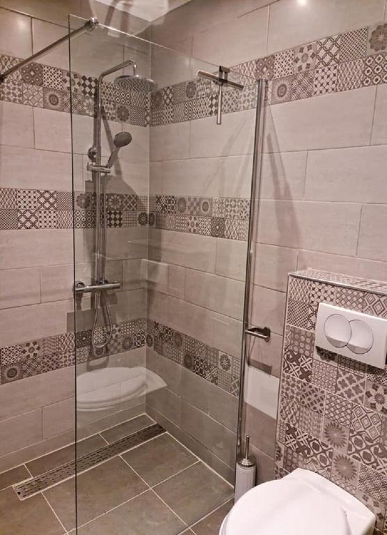 Koupelna v ubytování Deluxe B&B "Casa Alegria", Tarrafal