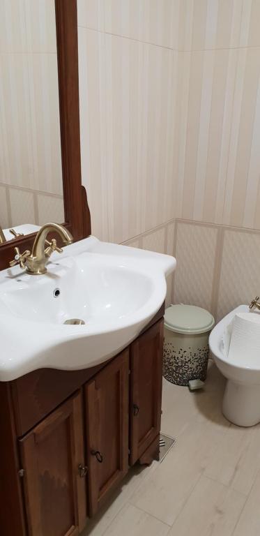 Pensiunea Baroc - Quarto Duplo Deluxe Com Banheira
