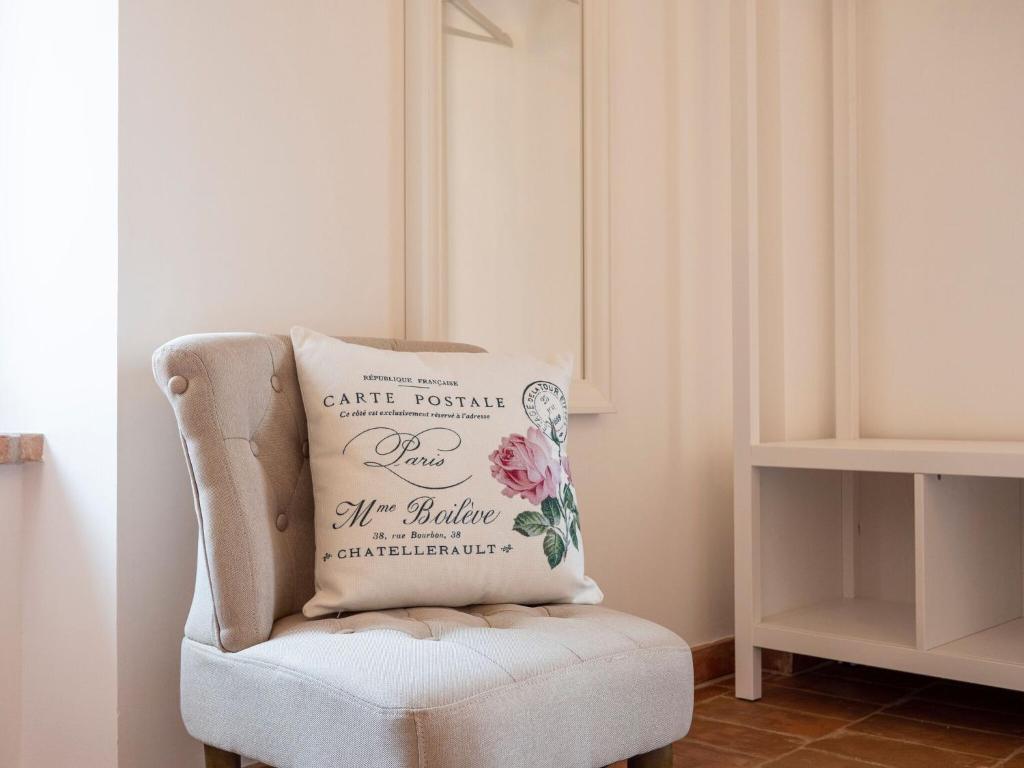 A seating area at Belvilla by OYO Tulipano