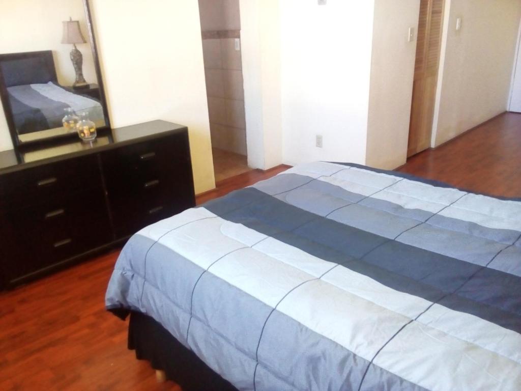 Amazing home in Ensenada w/ 3 Bedrooms, Jacuzzi and WiFi