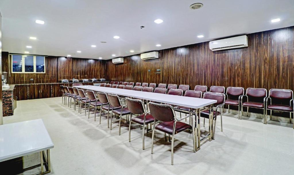 Konferenční prostory v ubytování Treebo Orion Sapphire, Beck Bagan