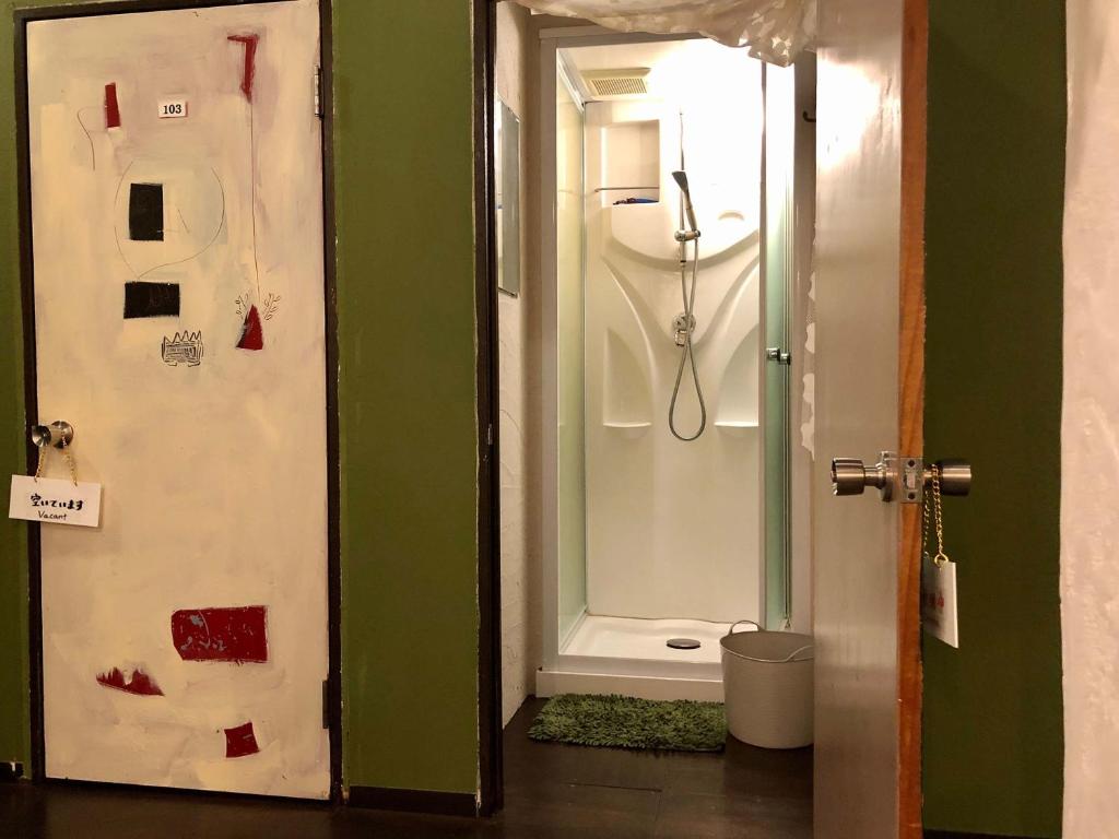 Koupelna v ubytování Hostel Yume-Nomad Kobe