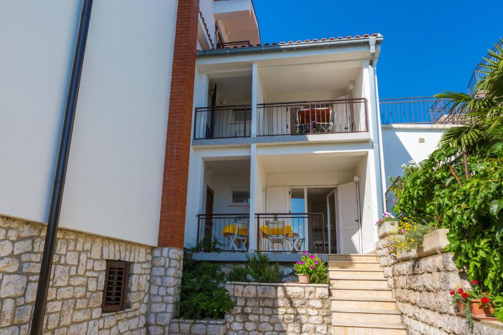 Budova, kde se apartmán nachází