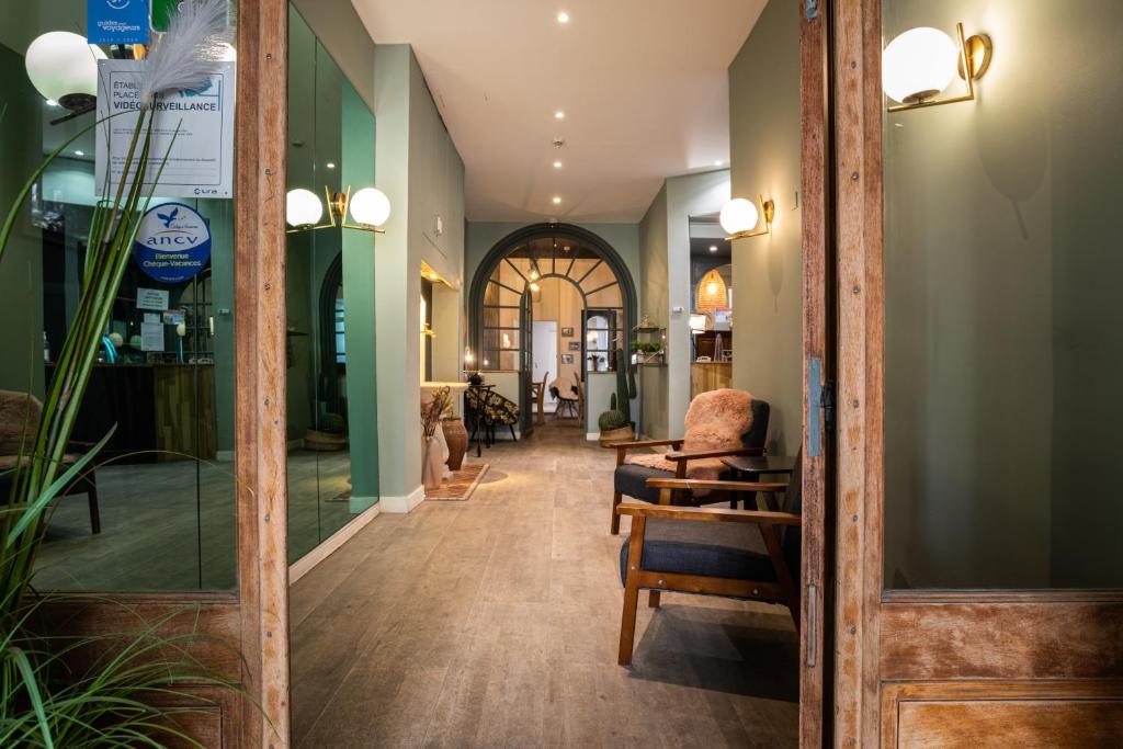 Boutique Hôtel Azur - Resim 6