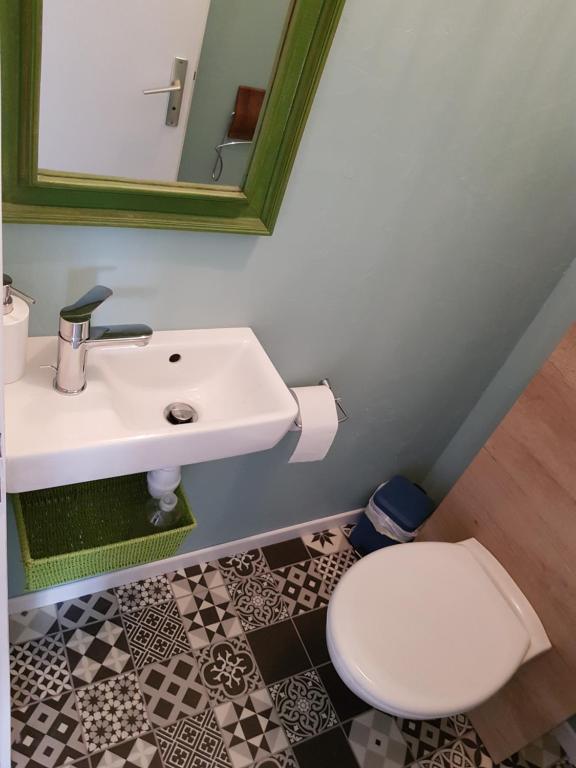 Chambres d'hôtes couleur bassin d'Arcachon - Double Room With Extra Bed With Shared Bathroom