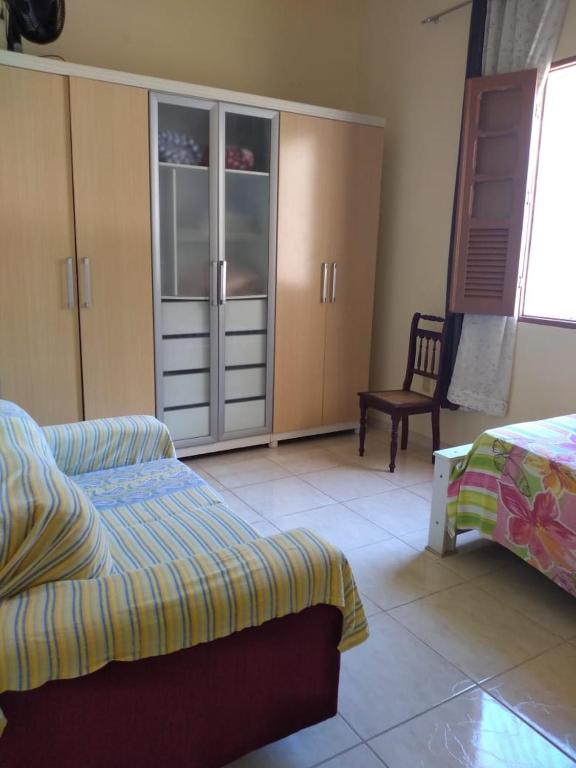  Quarto de Solteiro em casa no Centro de Vitória E.S.