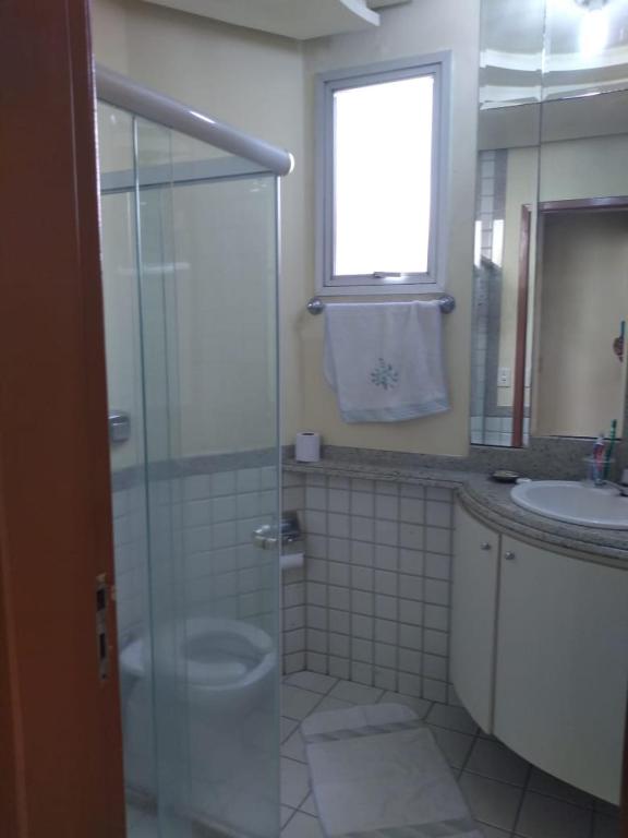  Quarto de Solteiro em casa no Centro de Vitória E.S.
