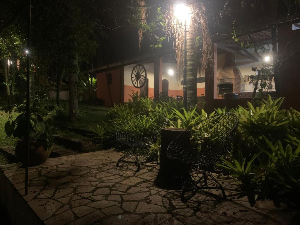  CHÁCARA CASA DO LAGO Muita natureza a 1h de SP!