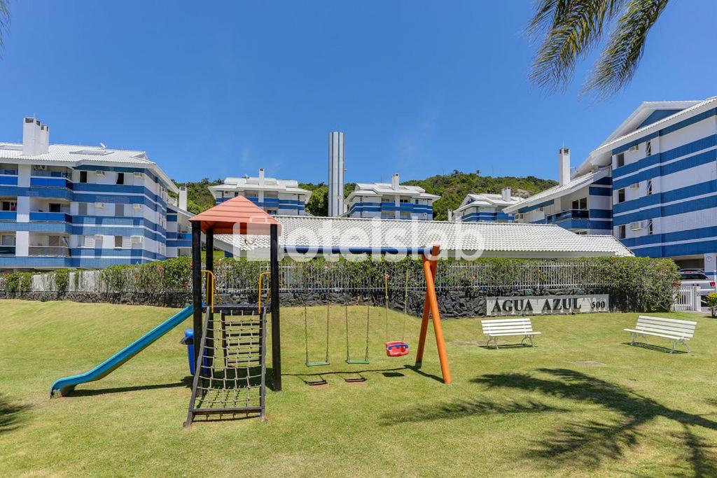  Lindo apê de 3 quartos na Brava a 100m do mar!