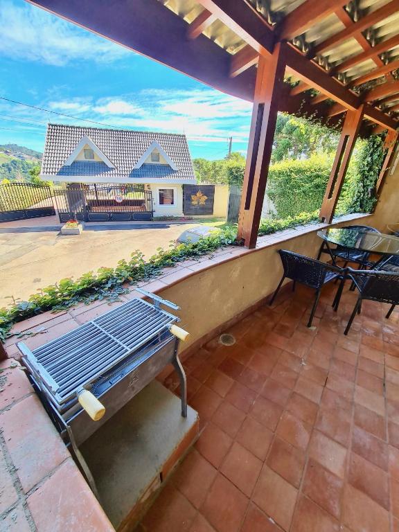  Tiny house nova dois quartos e excelente internet e varanda