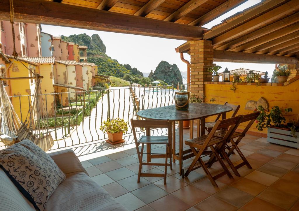 Il Veliero a Nebida - Elegante Casa Vacanze con Piscina