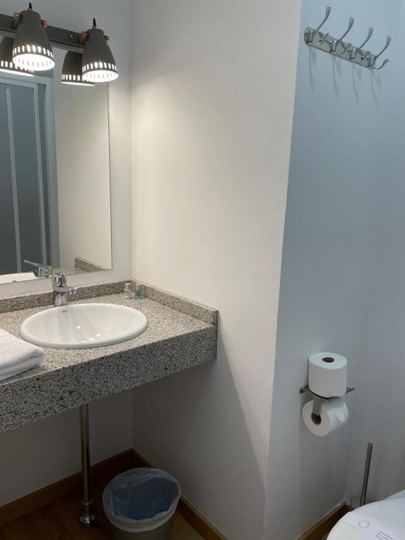 Hotel San Marcus - Habitación Individual Con Baño Privado