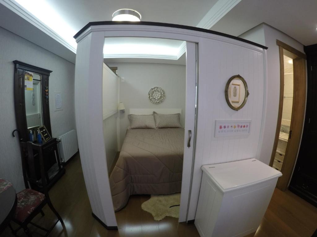 Conforto e tranquilidade em Gramado até 4 pessoas  Conforto e tranquilidade em Gramado até 4 pessoas