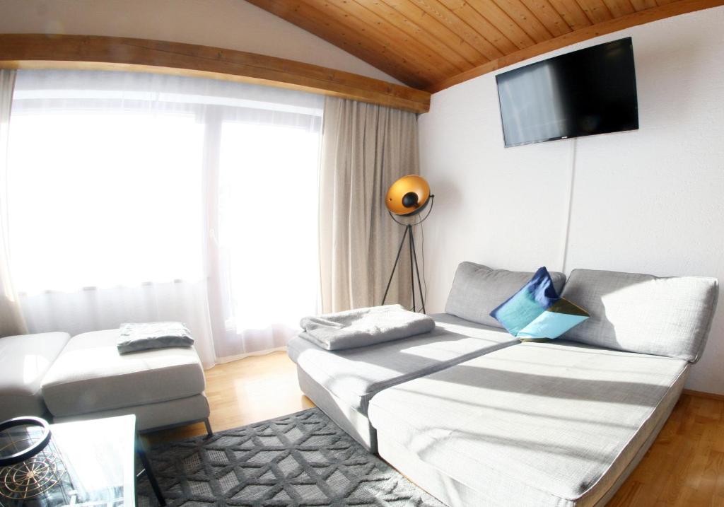 Część wypoczynkowa w obiekcie The Seefeld Retreat - Central Family Friendly Apartments - Mountain Views