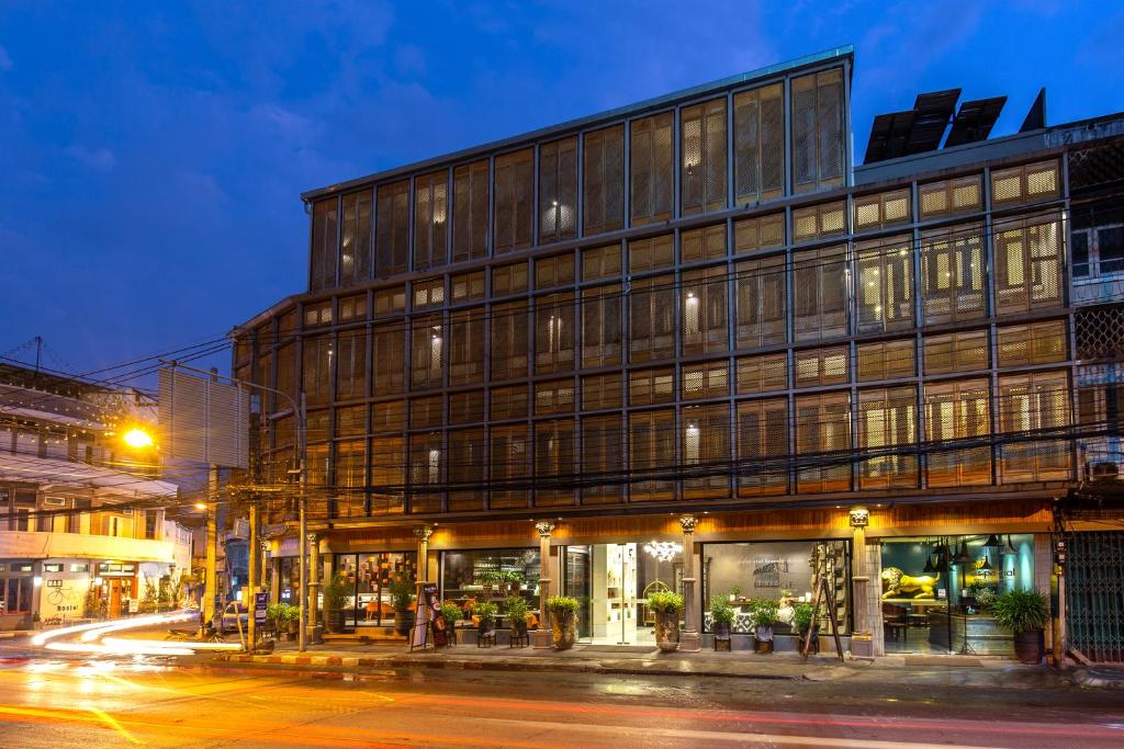 The Bridge An Eclectic Luxotel - Resim 3