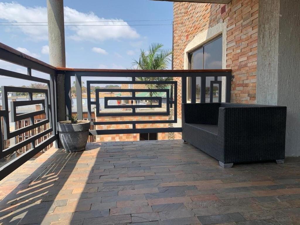 3 bedrooms in an apartment in Mass Media - Housity